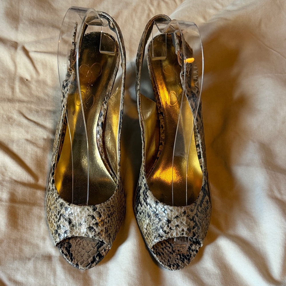 Jessica Simpson Snakeskin Peep-Toe Slingback Heels, size 9